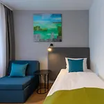 Hotel Otp 3*