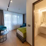 Hotel Otp 3*