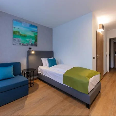Hotell Otp 3*