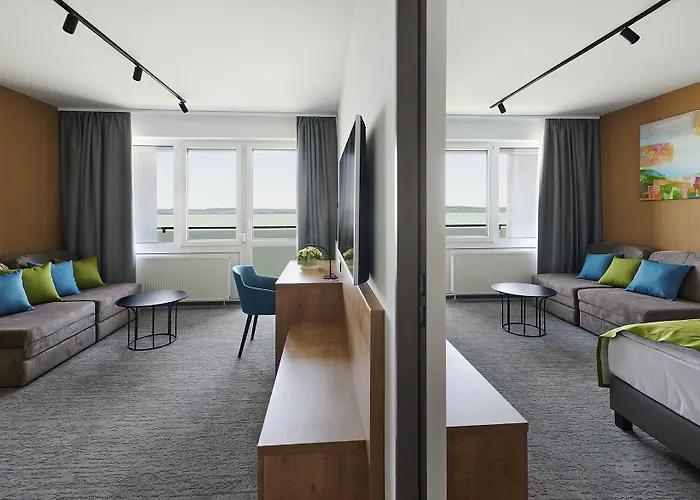 Otp מלון Balatonszárszó